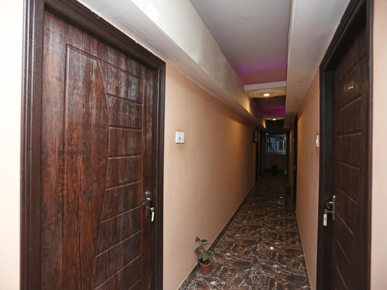 Oyo 24970 Hotel Galaxy Inn ดูร์กาปูร์ ภายนอก รูปภาพ